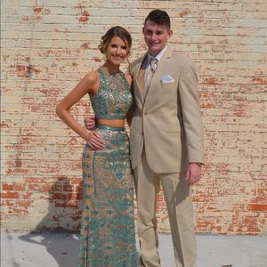 size 0 Sherri Hill prom dress worn once